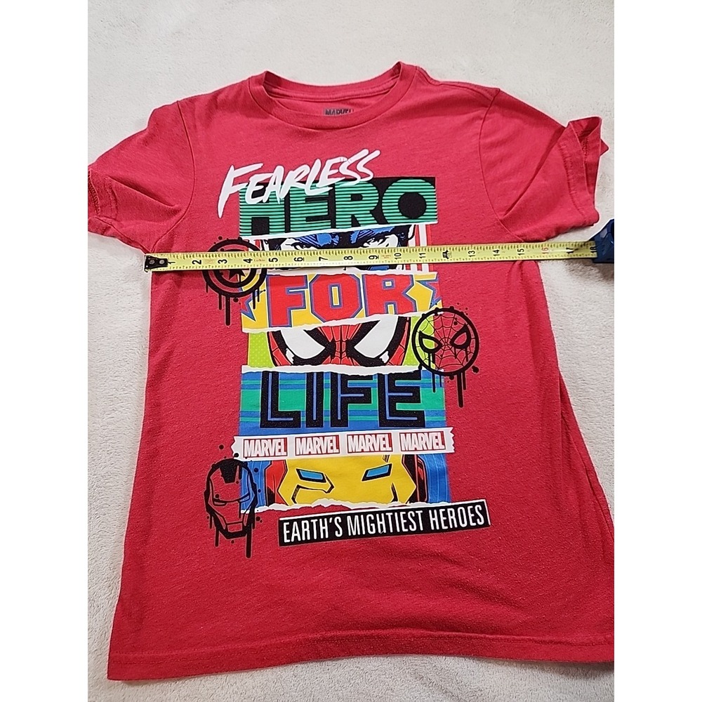 Boys Marvel Avengers Fearless Hero for Life T-shirt Large Spiderman Iron Man Euc - Picture 2 of 5